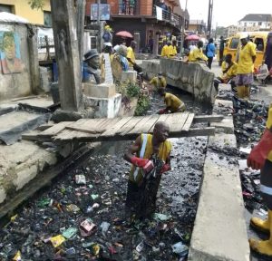 Lagos State Government Apologises as Flash Floods Disrupt Major Roads